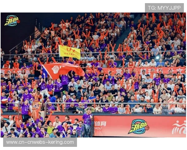 浙江城市足球联赛湖州赛区开幕，高校球场成社区焦点